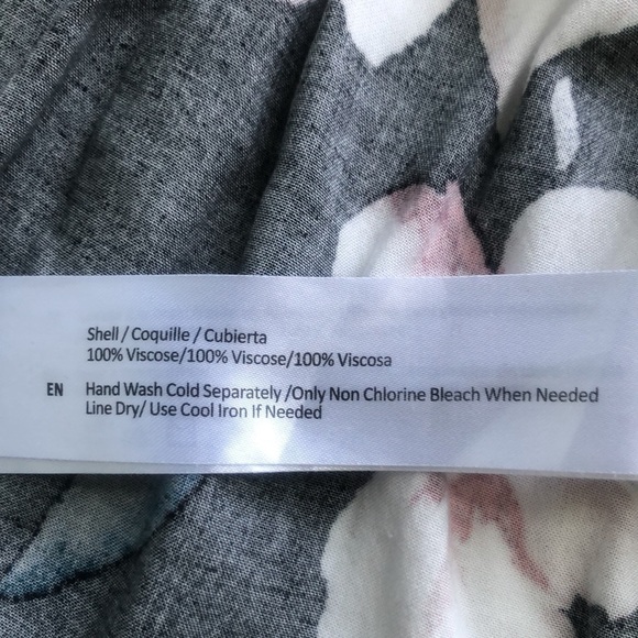 Band of Gypsies Floral Wrap Skirt Size Small - Picture 11 of 11